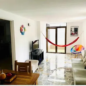 https://espacioso-apto-98-m2-estadio.colombiamedellinhotels.com